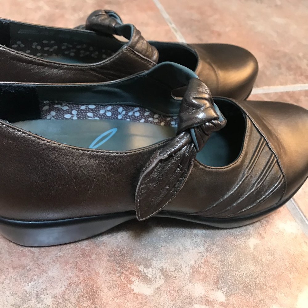 classy, comfy, mocha, metallic Dansko mary janes